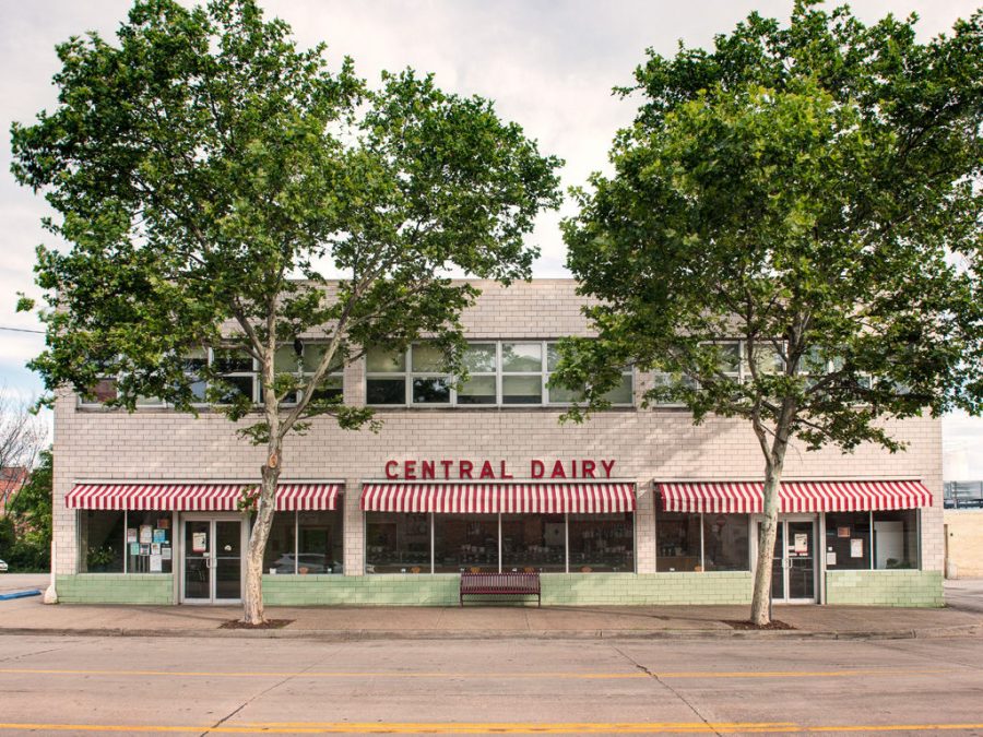 A+Jefferson+City+staple%2C+Central+Dairy+has+been+a+local+favorite+for+generations.