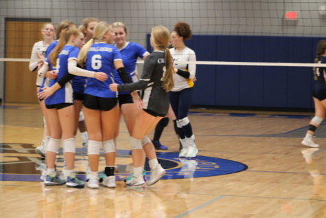 PHOTO GALLERY: Volleyball vs. Battle (9/29/22)